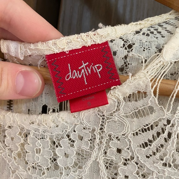 Daytrip Lace Top - Picture 4 of 5